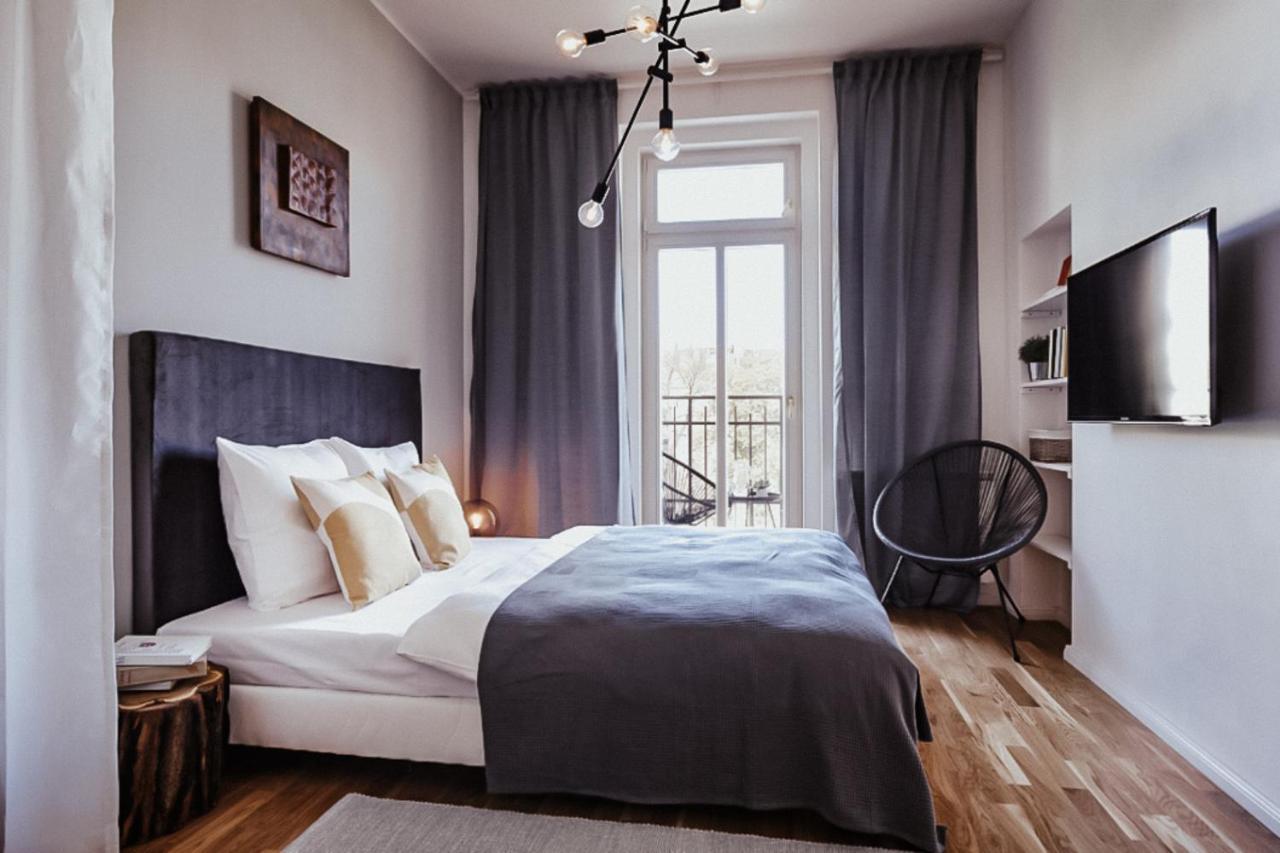 Turnkey I King George Square Studio Прага Экстерьер фото